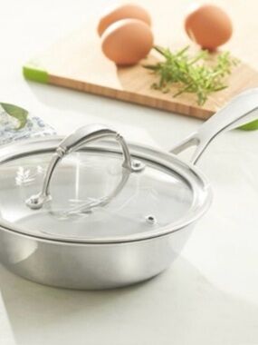So. Cute. Princess House.Small Pan.